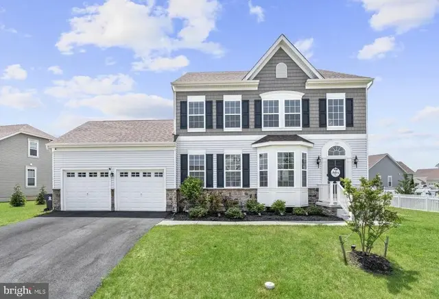 755 Stanford White Way, Middletown