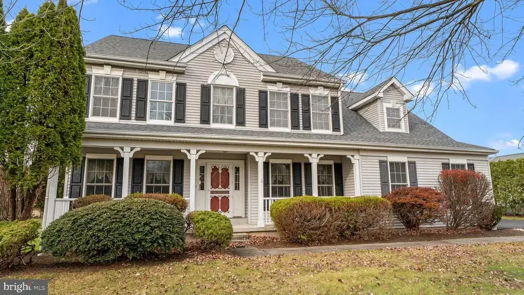 1485 Merrick Rd, YARDLEY