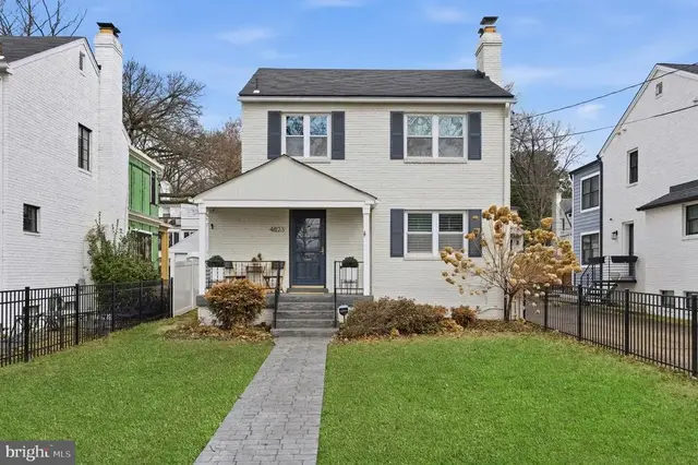 4823 Yuma St Nw, Washington