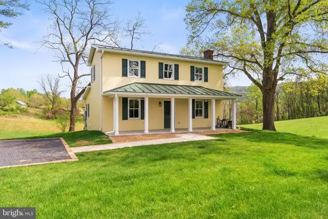 11066 Moreland Rd, Delaplane