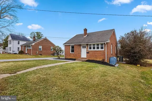 13 Wolf Ave, Reisterstown