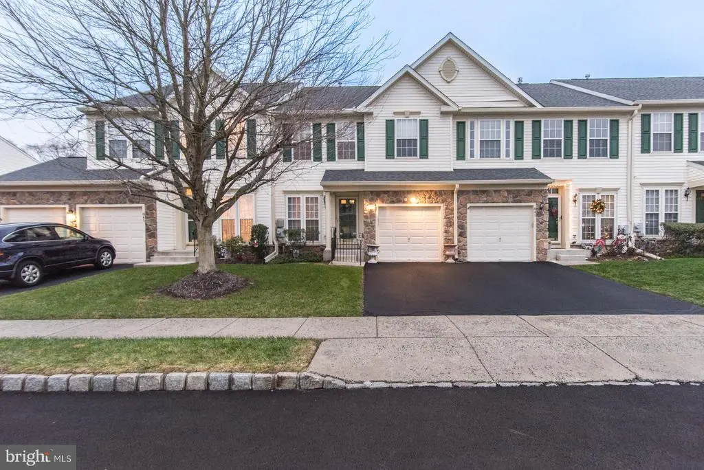 843 Geranium Dr, WARRINGTON