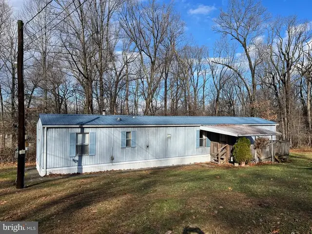 825 Snyder Corner Rd, Red Lion