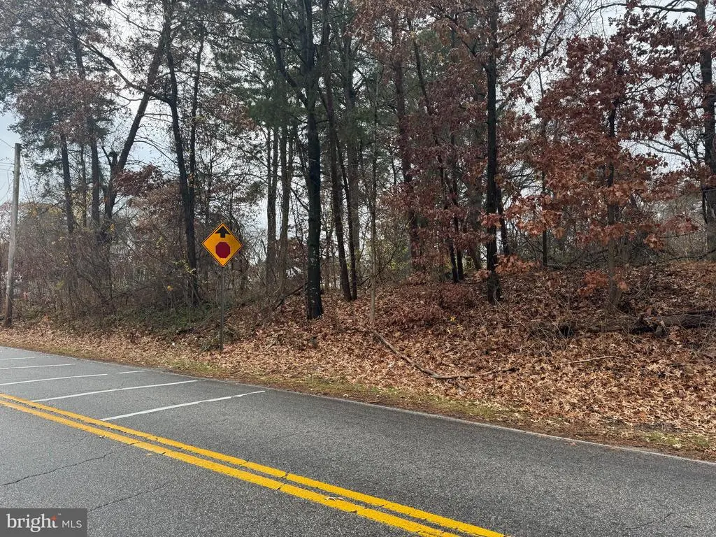 7616 W B & A Rd, Severn