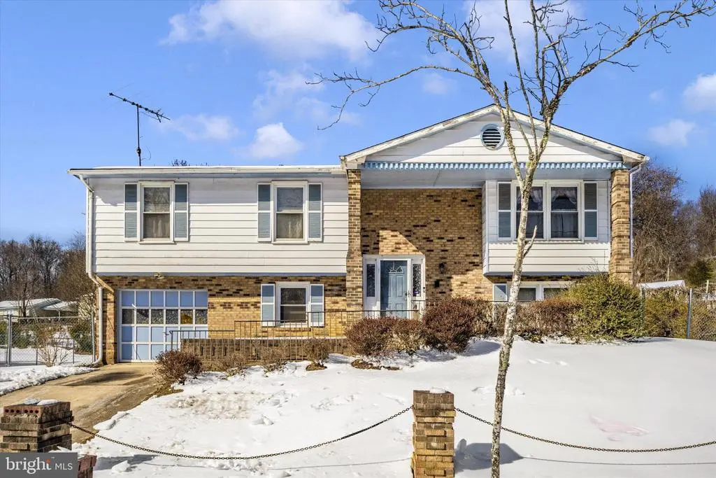 7811 E Barrett Rd, Fort Washington