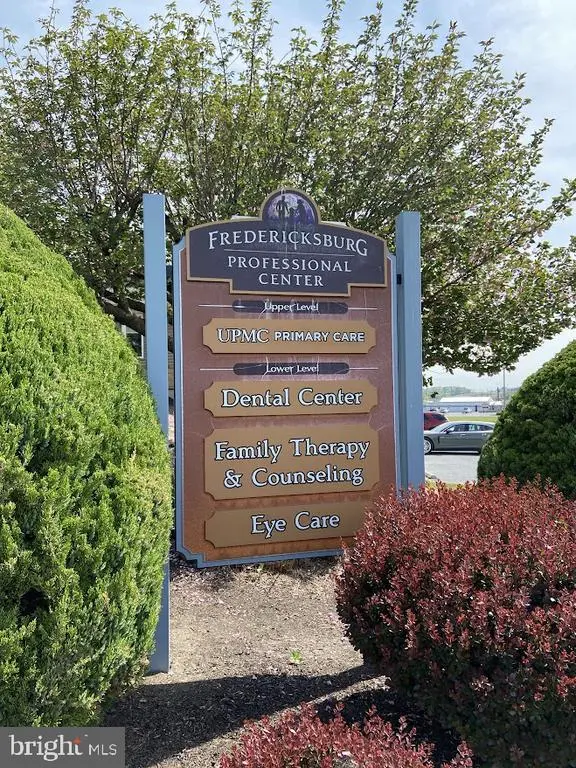 120 S Tan St, FREDERICKSBURG