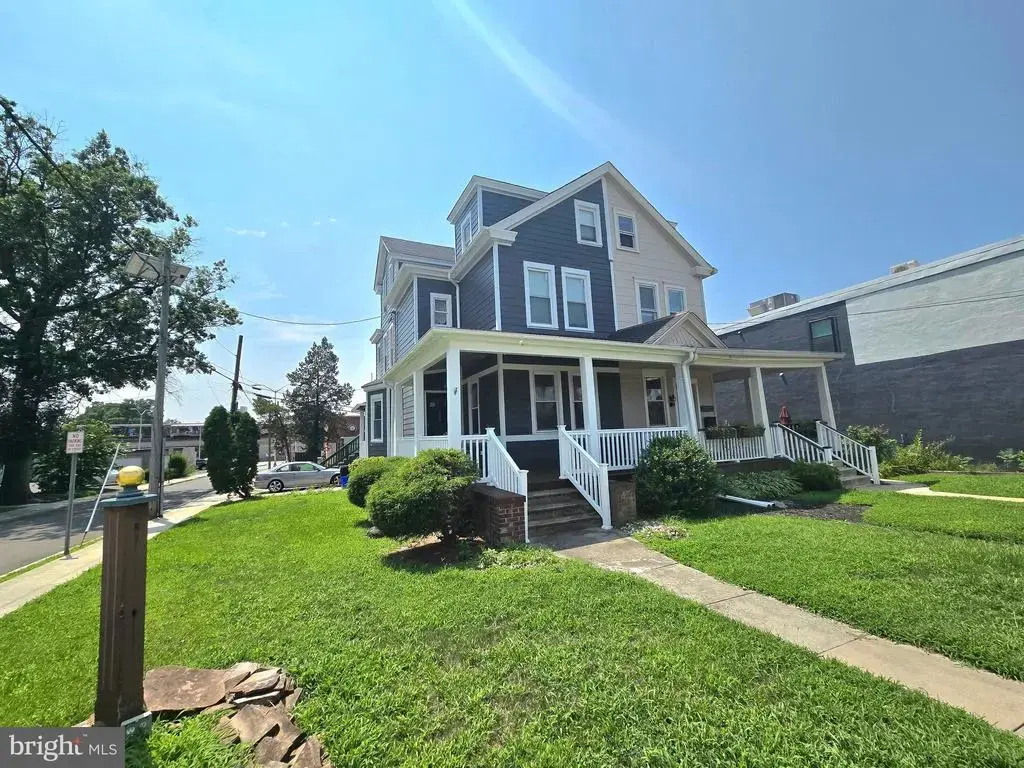 878 Haddon Ave #unit A, COLLINGSWOOD