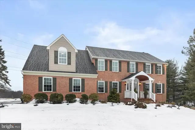 13 Farm Ridge Ct, Baldwin