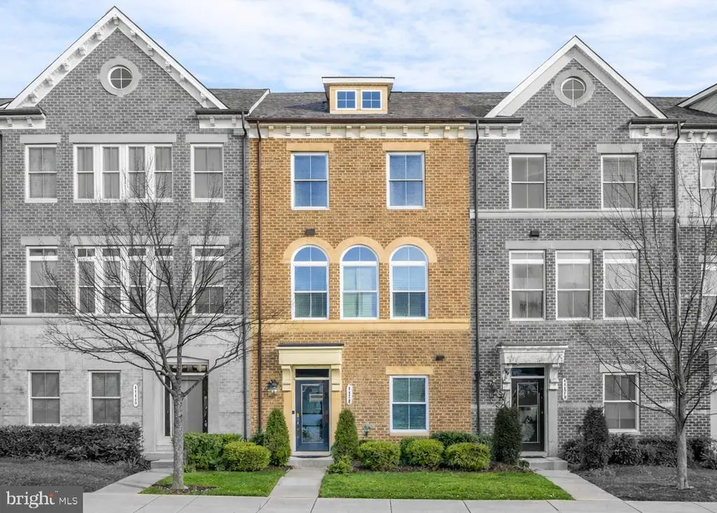 44672 Collingdale Ter, ASHBURN