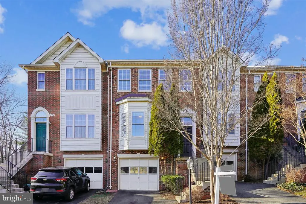 796 Col Edmonds Ct, WARRENTON