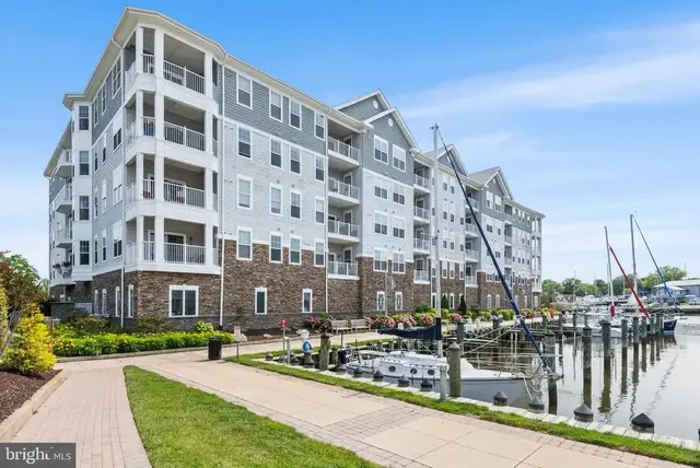 900 Marshy Cove #103, Cambridge