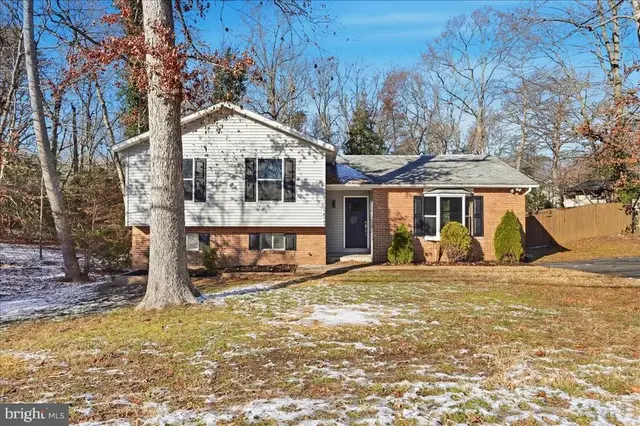 12521 Catalina Dr, Lusby