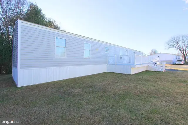 18 Mary Dr, Stafford