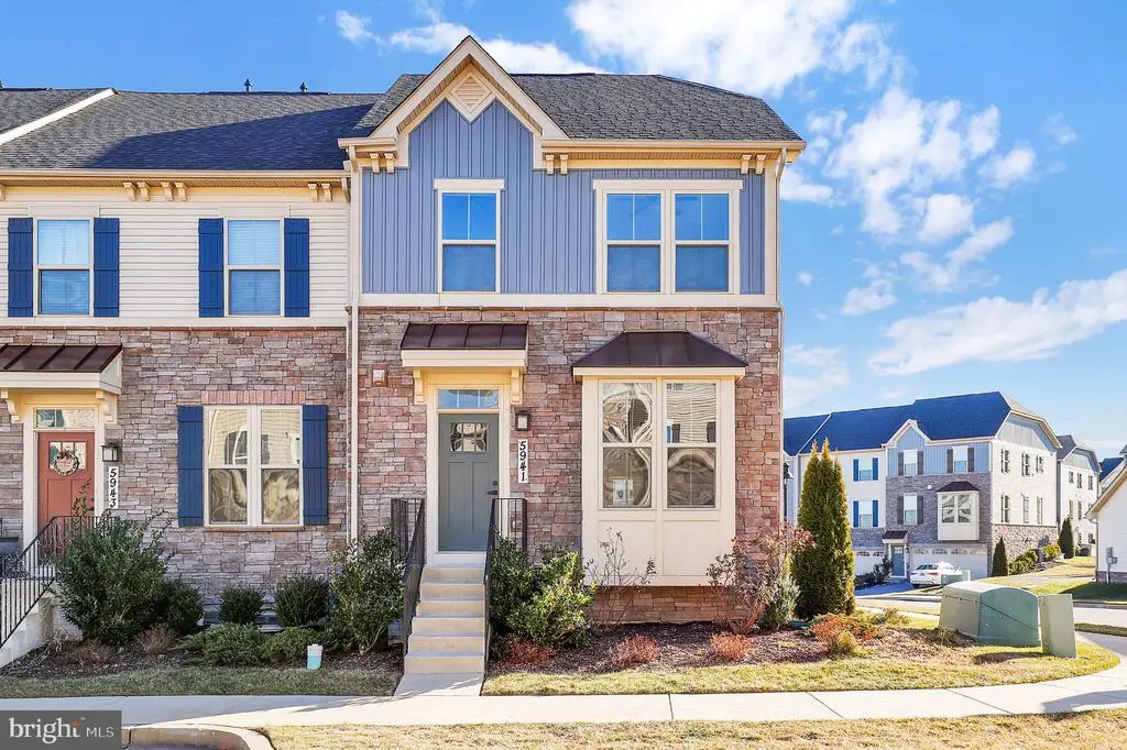 5941 Tomahawk St, New Market