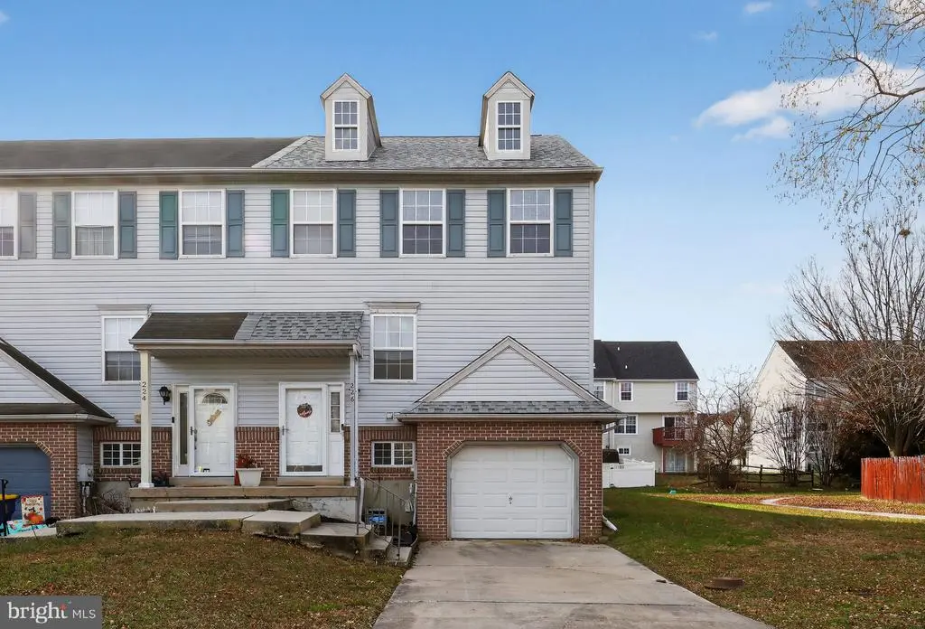 226 Northdown Dr, DOVER