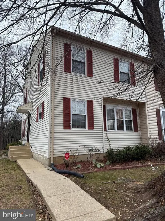 3720 Silver Park Ct, SUITLAND