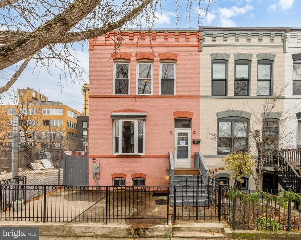 732 Morton St Nw, WASHINGTON