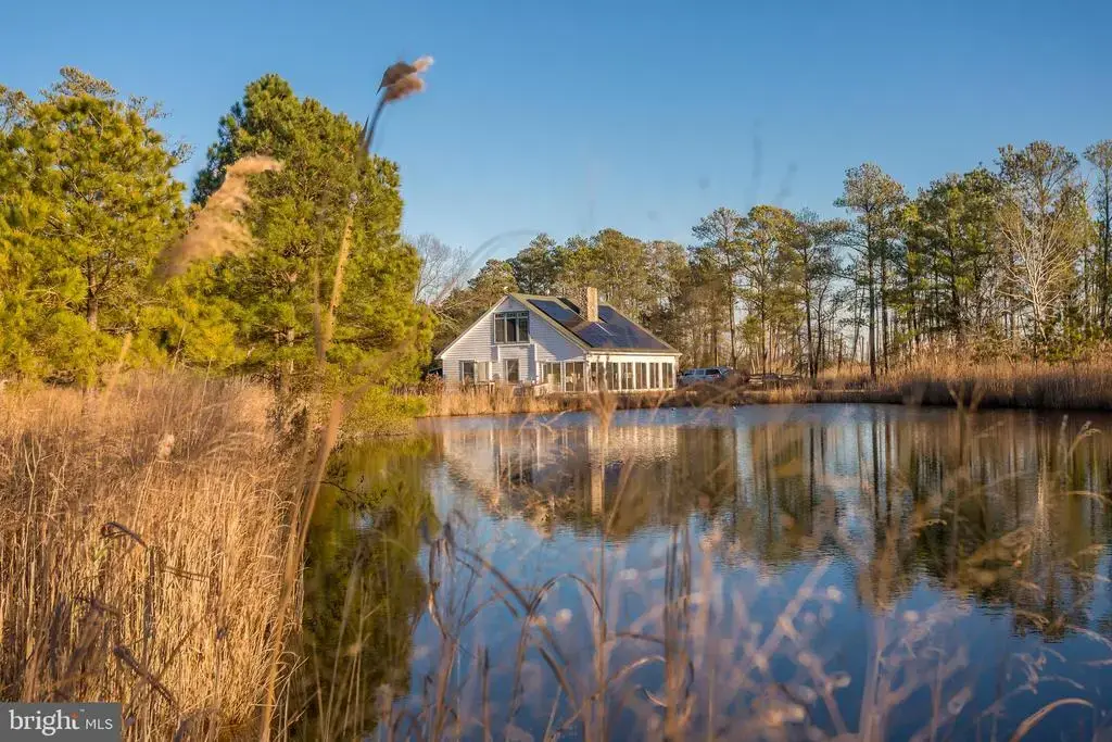 3819 Maple Dam Rd, CAMBRIDGE