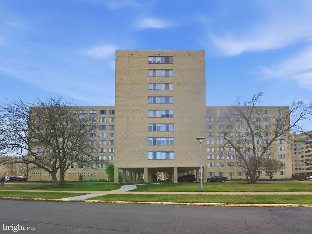 6621 Wakefield Dr #717, ALEXANDRIA