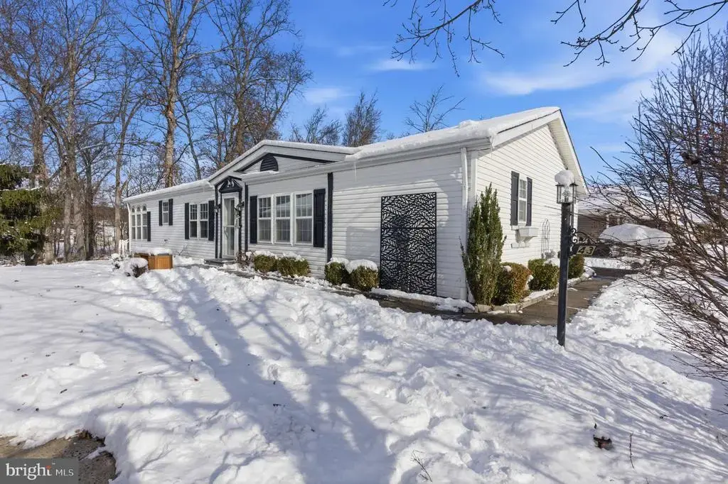 435 Spring Meadow Cir, NEW HOPE