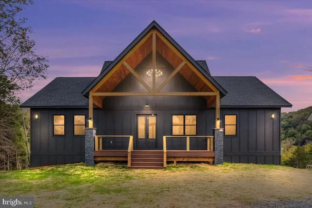 21 Mockingbird Ln, LURAY