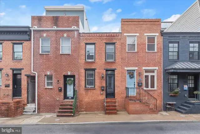 910 S Decker Ave, Baltimore