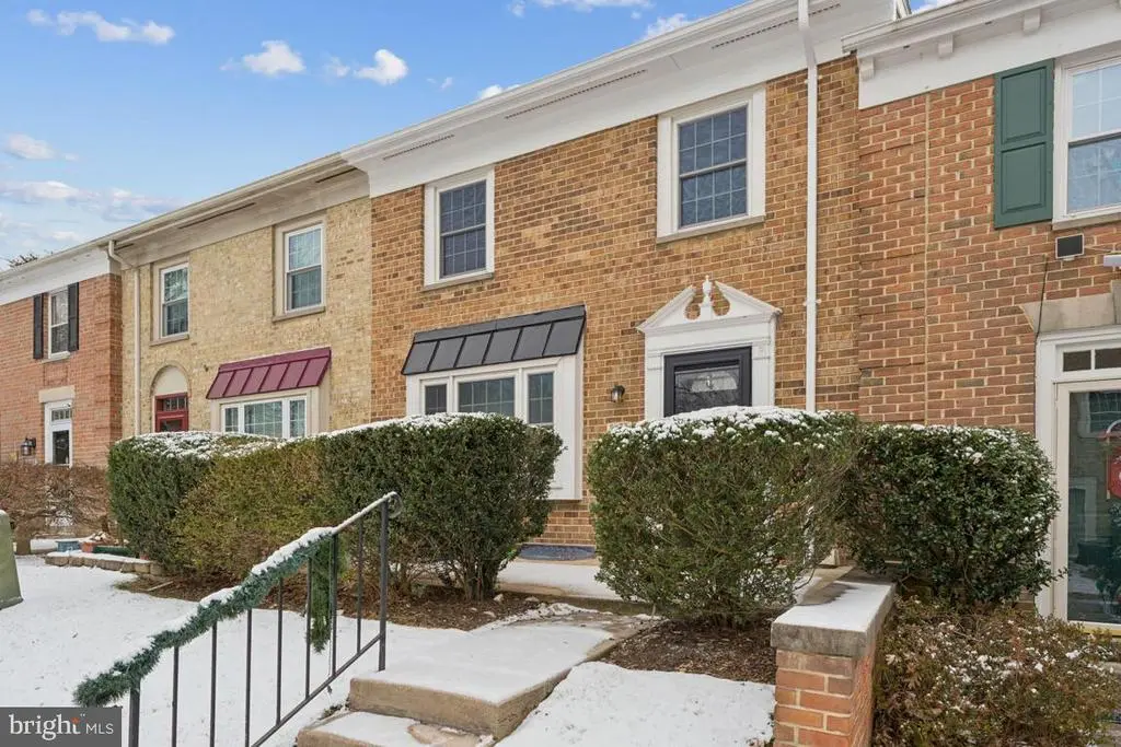 9877 Whiskey Run, Laurel