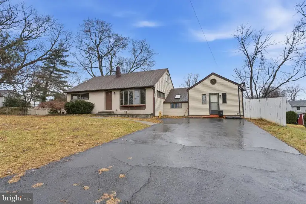 1057 Bridge Rd, BENSALEM