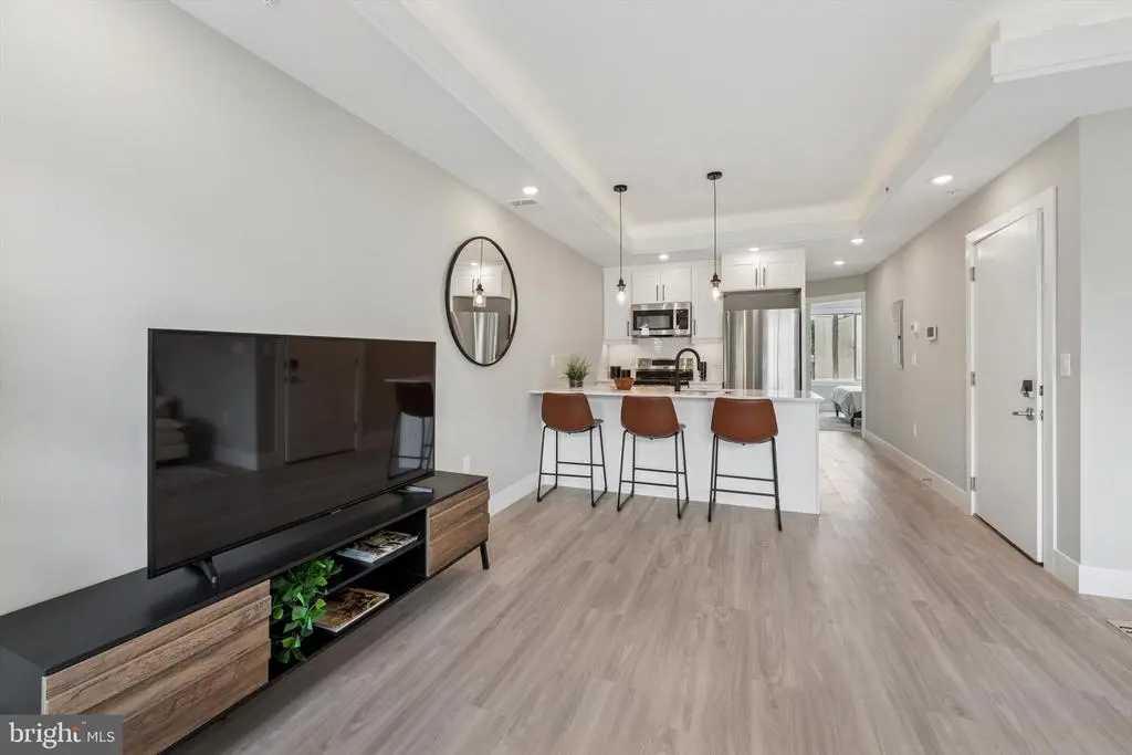 2401 N 2nd St #d2, Philadelphia