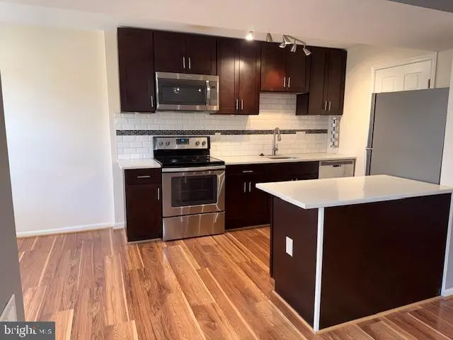 2 Normandy Square Ct #d, SILVER SPRING