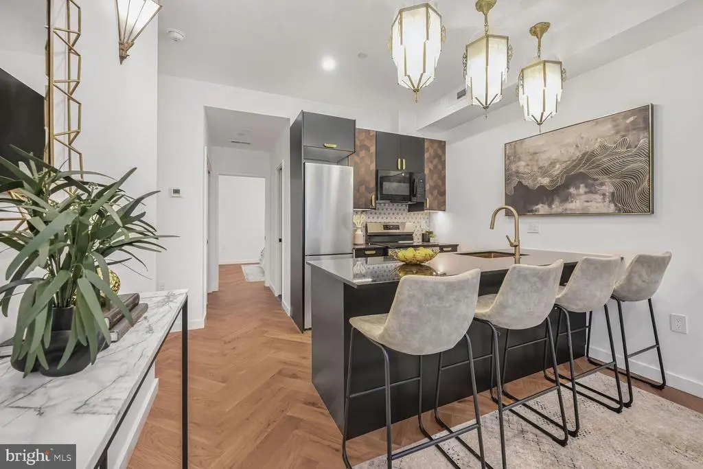 621 Florida Ave Nw #101, WASHINGTON