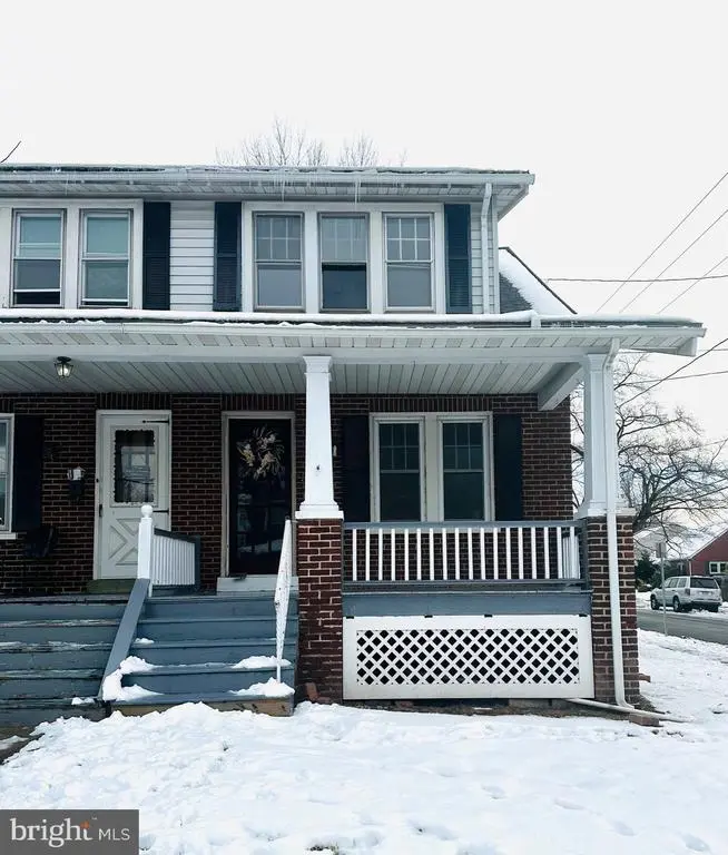 250 W Hamlin Ave, TELFORD