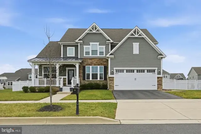 870 Sweet Birch Dr, Middletown