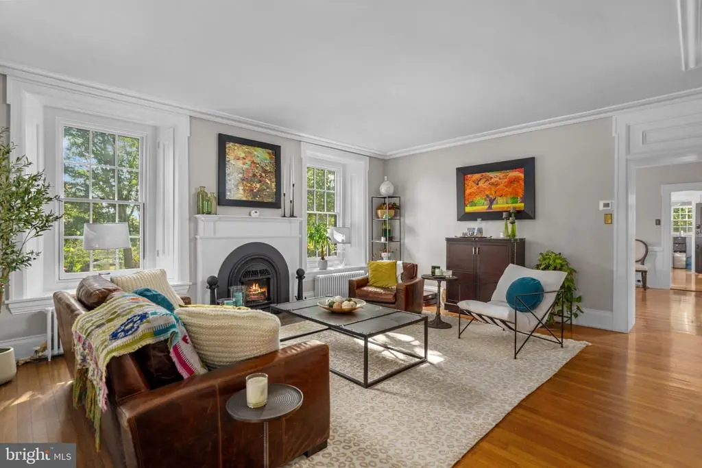 Photo of Listing #PABU2111286