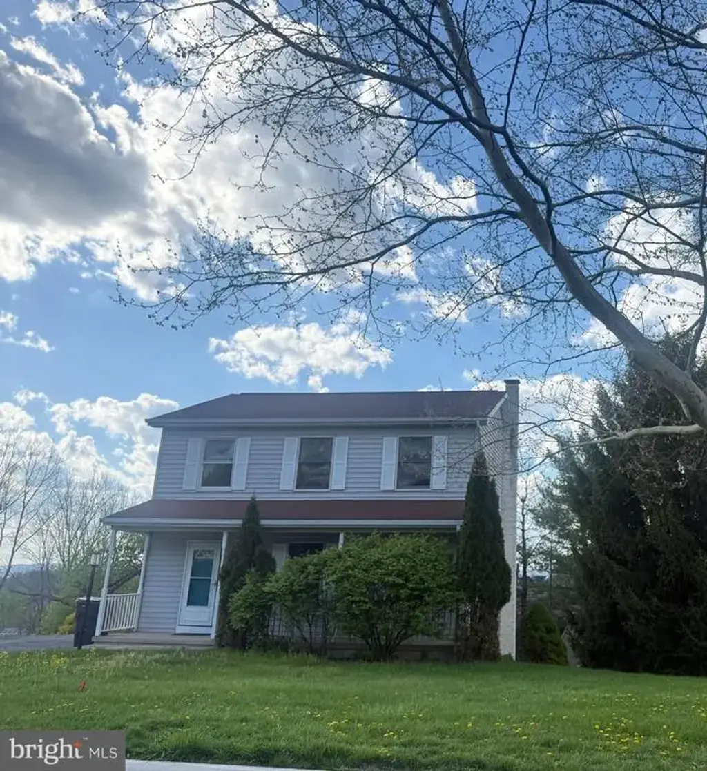 246 First Ave, STATE COLLEGE