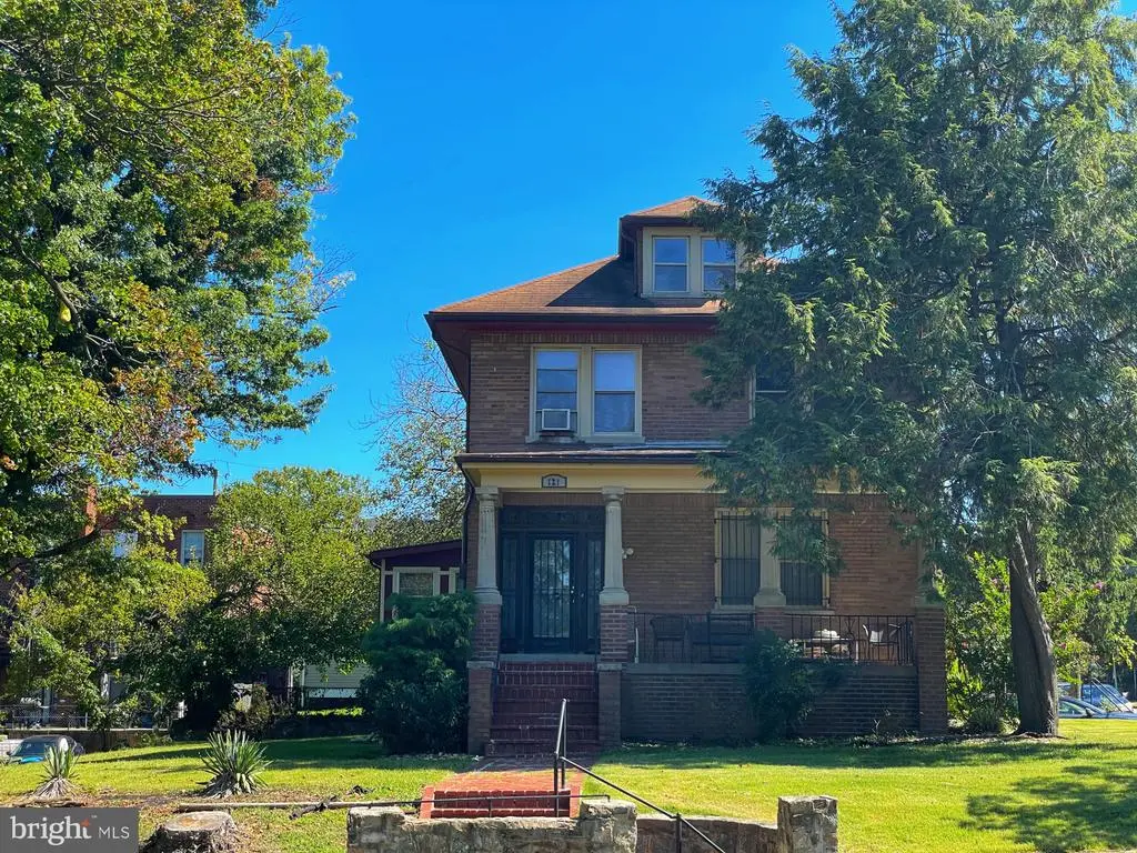 121 Raleigh St Se, WASHINGTON