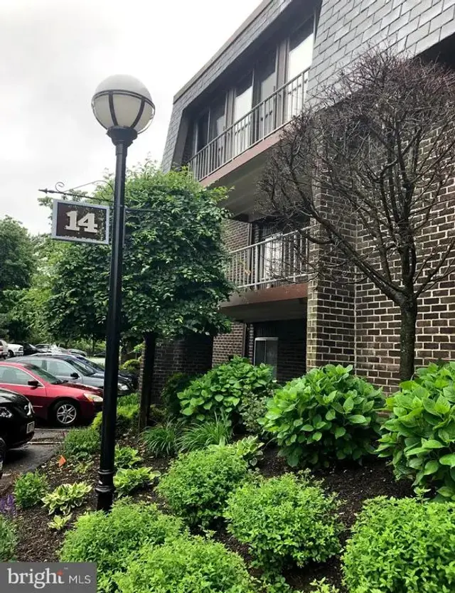 14 Stonehenge Cir #6, Baltimore