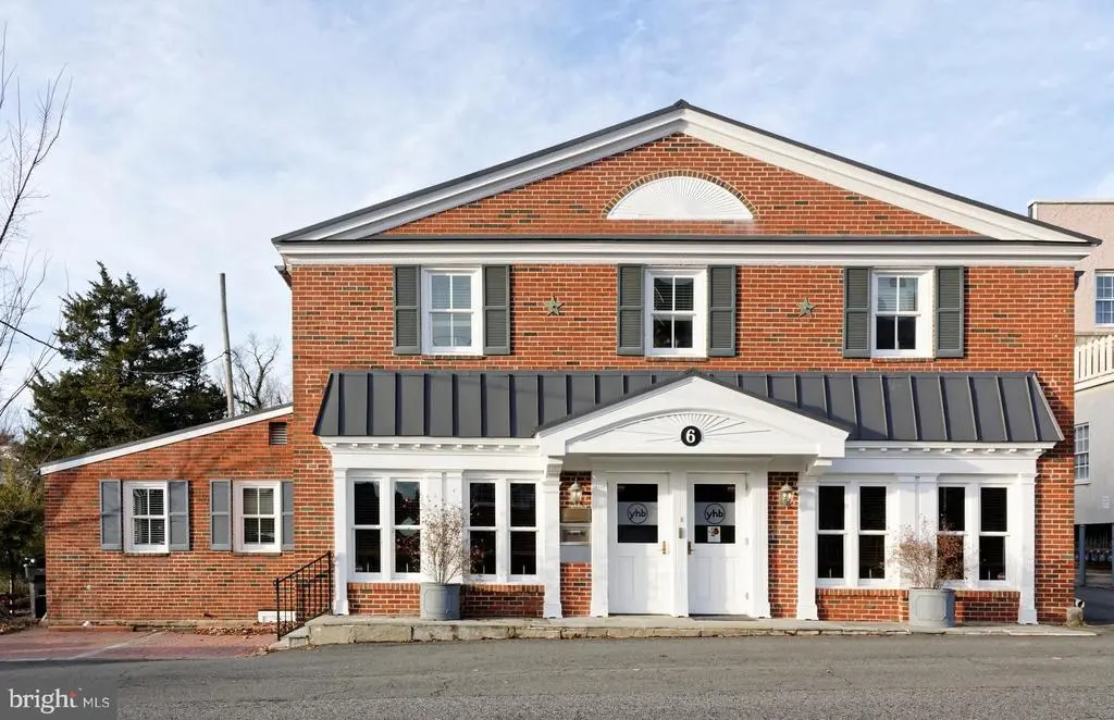 6 Pendleton St, MIDDLEBURG