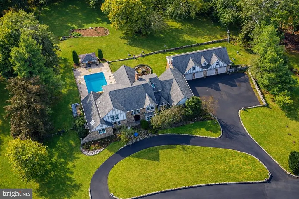 10240 Democracy Blvd, POTOMAC