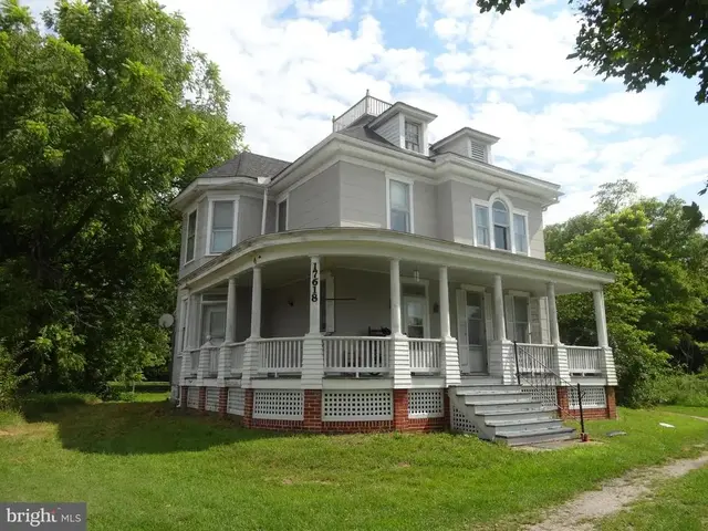 17618 Lappans Rd, Saint James
