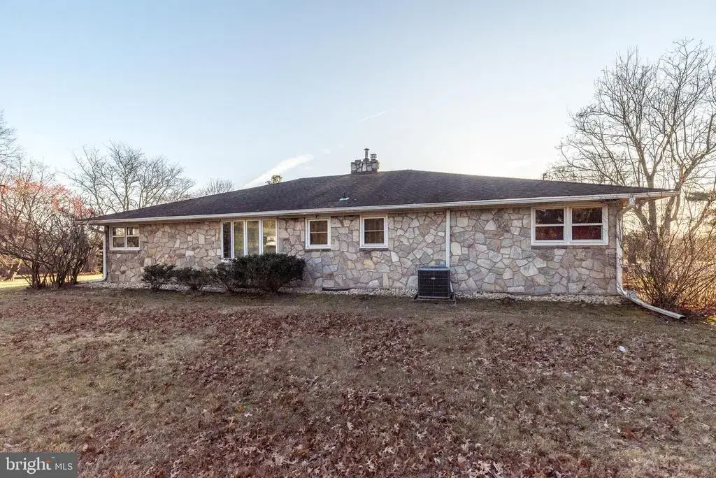 767 Geigel Hill Rd, OTTSVILLE