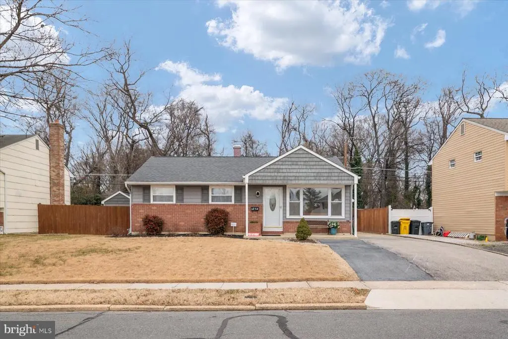 1254 Aster Dr, Glen Burnie