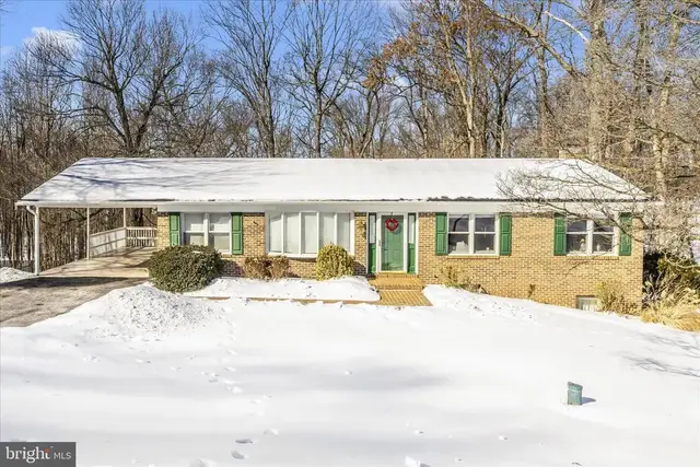 4422 Highboro, Mount Airy