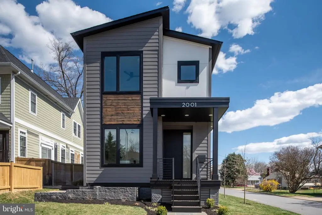 2001 N George Mason Dr, ARLINGTON