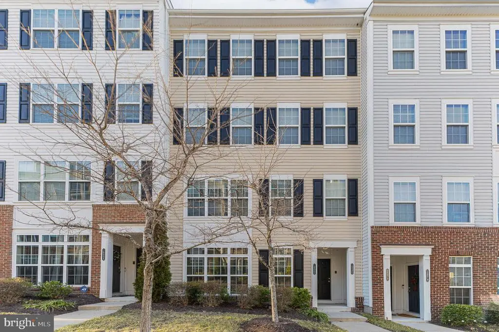 16882 Porters Inn Dr, DUMFRIES