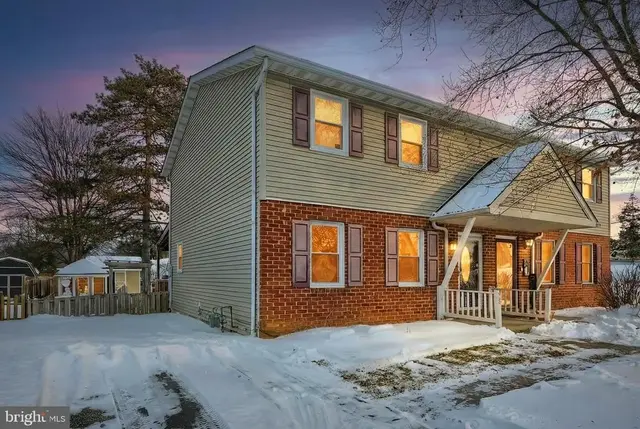 302 Westminster Ave, Hanover