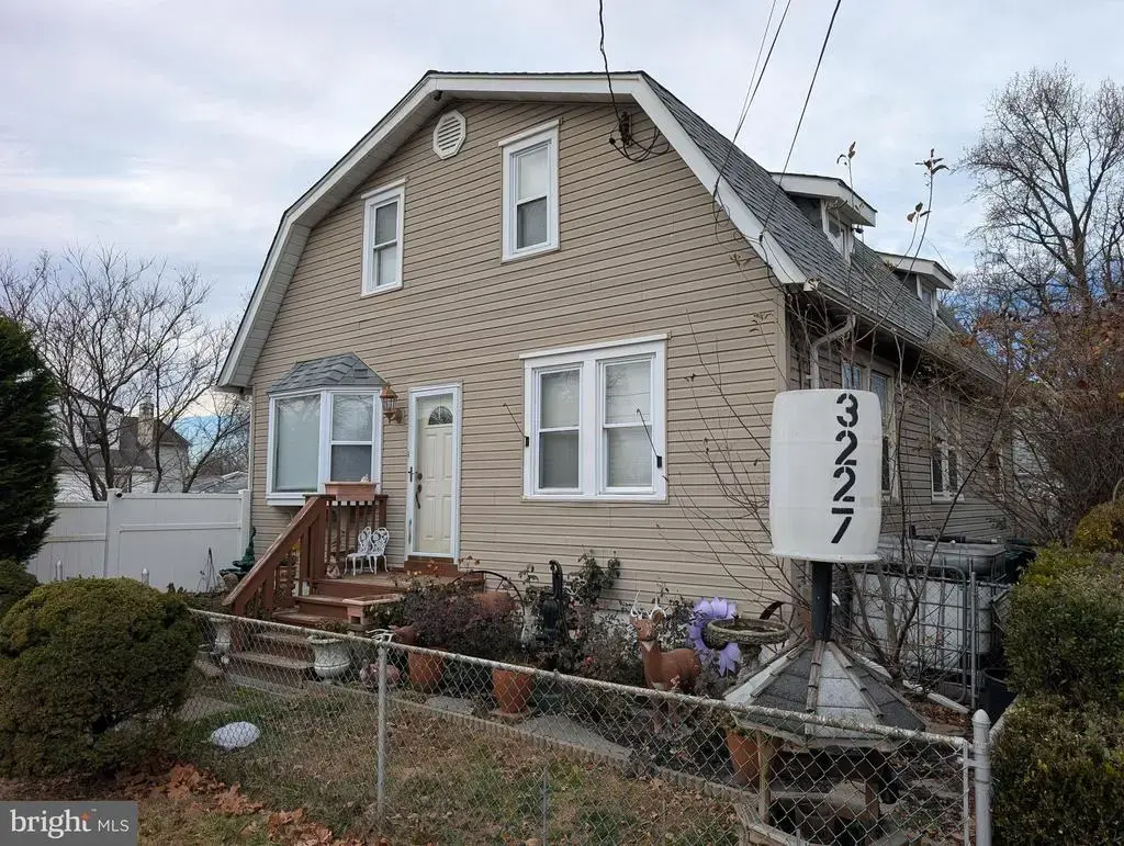 3227 Steele Ave, BRISTOL
