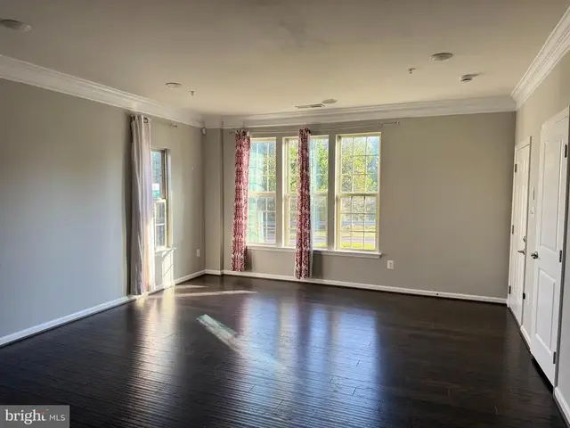 5826 Oakdale Village Rd, Ijamsville