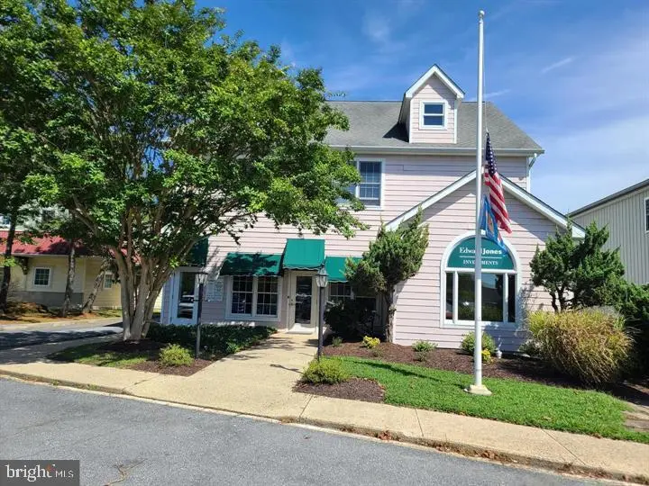 17577 Nassau Commons Blvd #201, LEWES