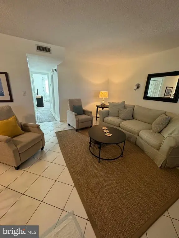 507 Robin Dr #203, Ocean City